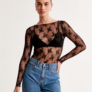 Abercrombie & Fitch Lace Slash Neck Top – Black, Women’s Medium